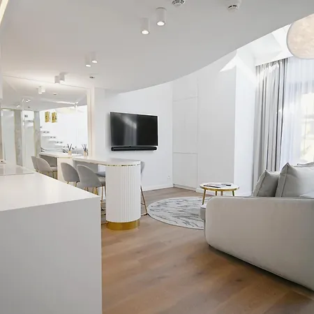 Air Conditioned 3city In Center By Renters شقة سوبوت